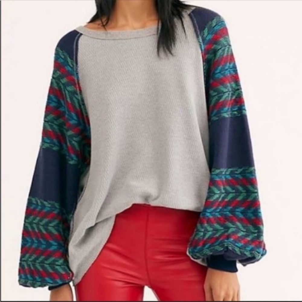 We The Free gray tribal balloon sleeve thermal sweater top size XS